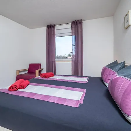 Apartman Cozy In Vodnjan With Kitchen *