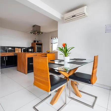 Cozy In Vodnjan With Kitchen Διαμέρισμα